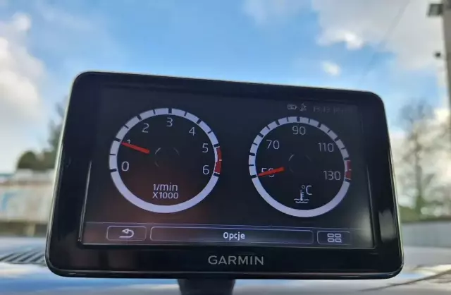 VOLKSWAGEN Up! 1.0 (60 KM)