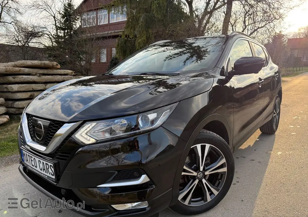 NISSAN Qashqai 1.6 Tekna
