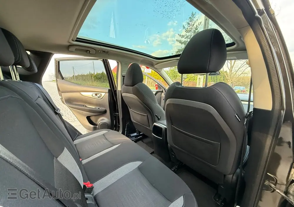NISSAN Qashqai 1.6 Tekna