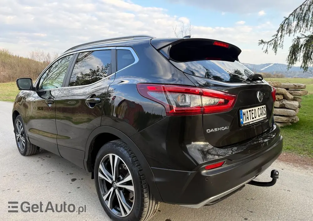NISSAN Qashqai 1.6 Tekna