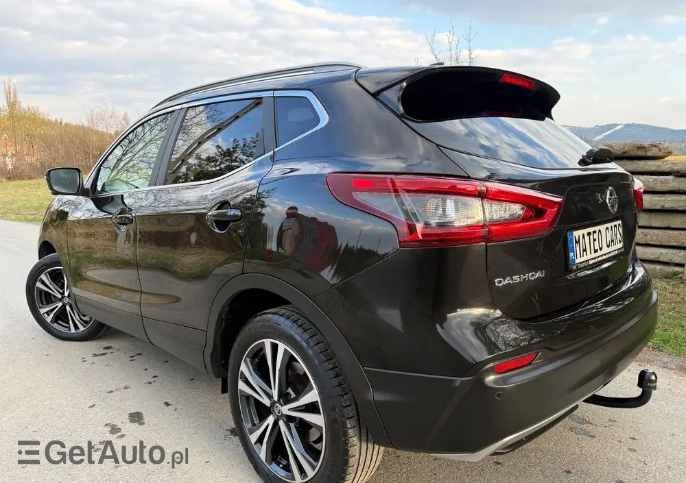NISSAN Qashqai 1.6 Tekna