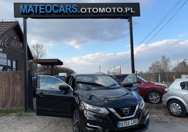 NISSAN Qashqai 1.6 Tekna