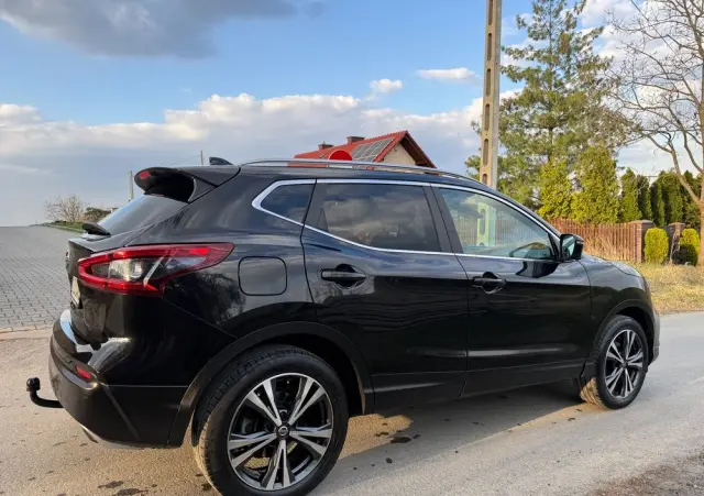 NISSAN Qashqai 1.6 Tekna