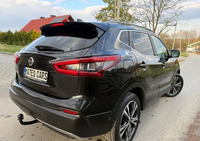 NISSAN Qashqai 1.6 Tekna