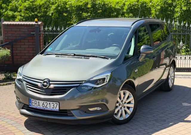 OPEL Zafira 1.6 DIT Automatik 120 Jahre