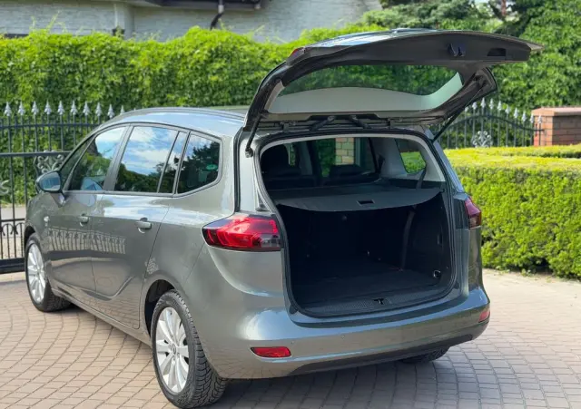 OPEL Zafira 1.6 DIT Automatik 120 Jahre
