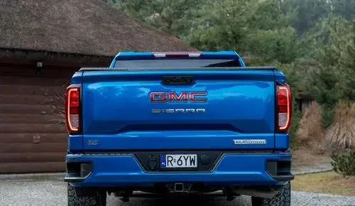 GMC Sierra 