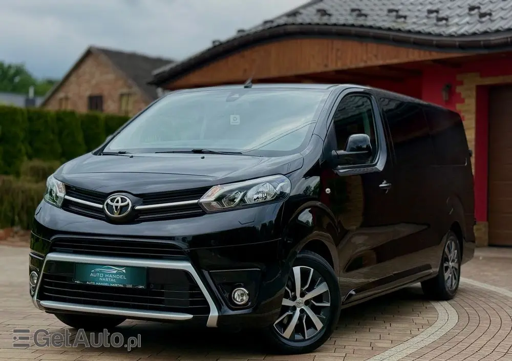 TOYOTA Proace Verso 