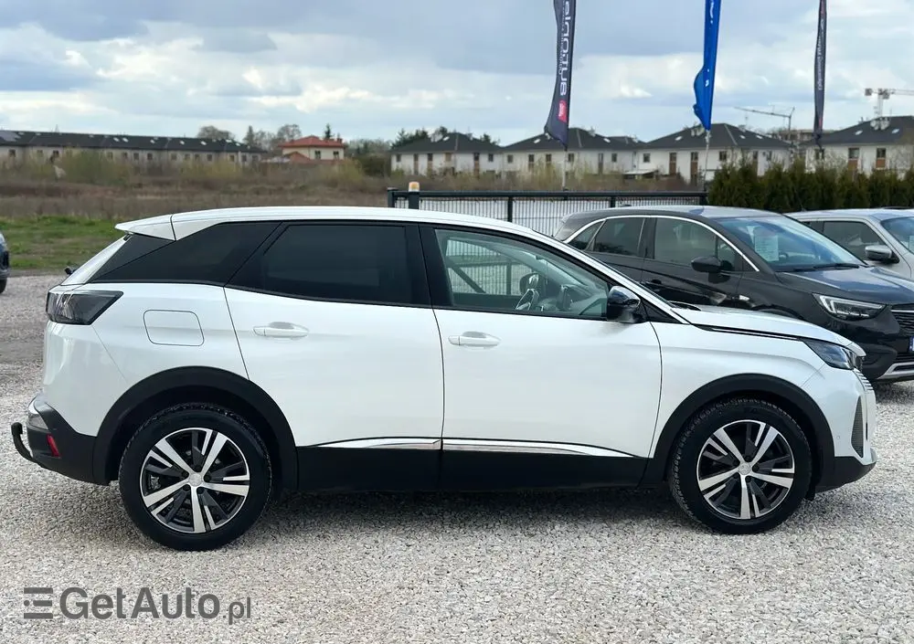 PEUGEOT 3008 1.5 BlueHDi Allure S&S
