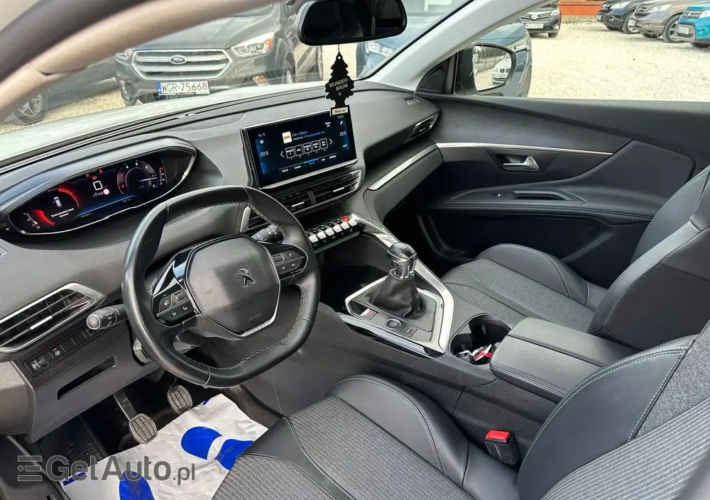 PEUGEOT 3008 1.5 BlueHDi Allure S&S