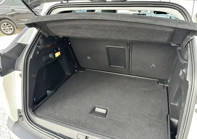 PEUGEOT 3008 1.5 BlueHDi Allure S&S