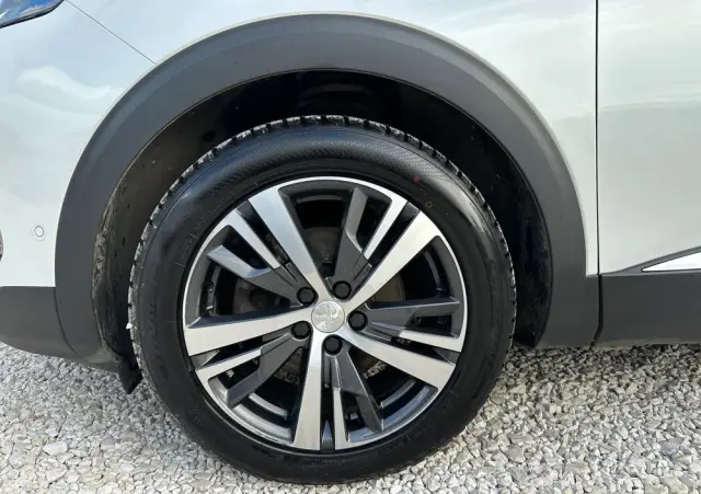 PEUGEOT 3008 1.5 BlueHDi Allure S&S