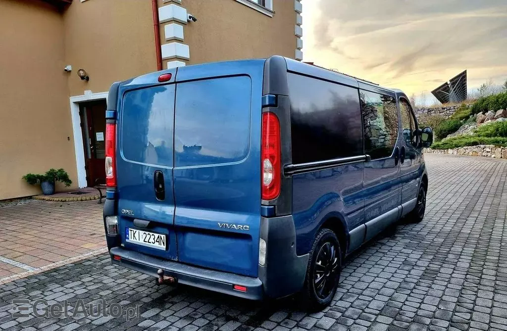 OPEL Vivaro 