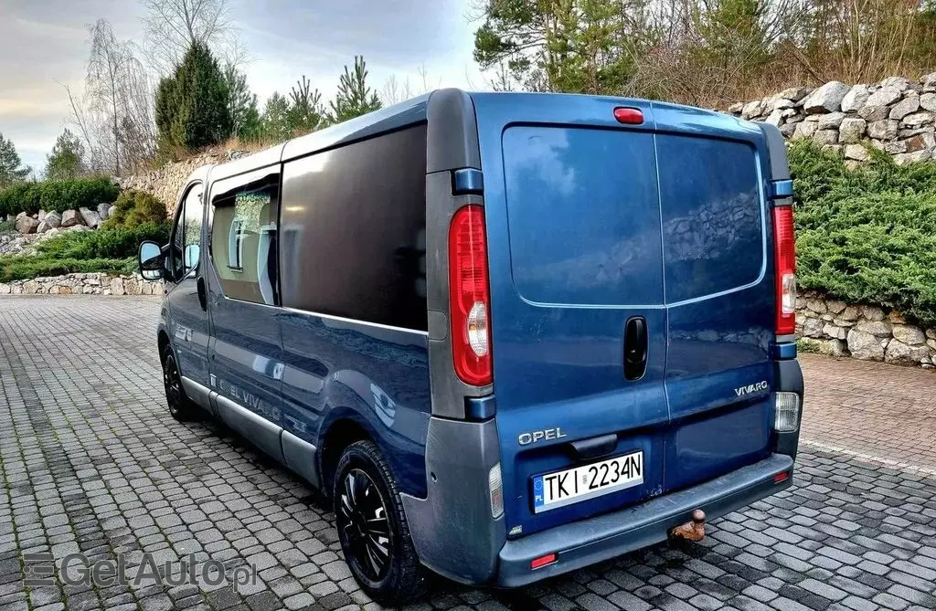 OPEL Vivaro 