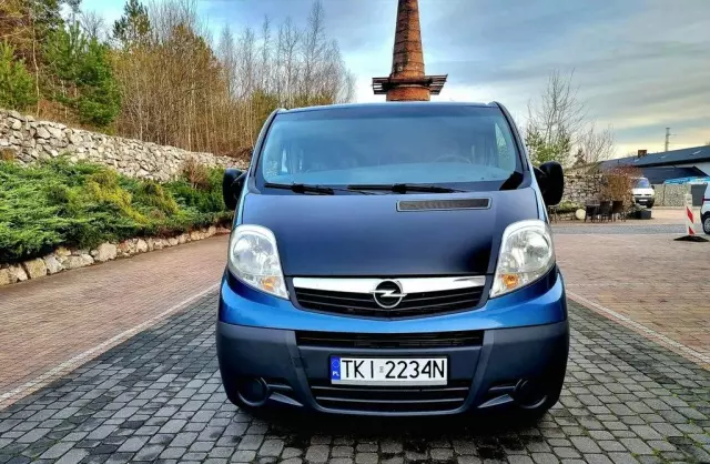 OPEL Vivaro 