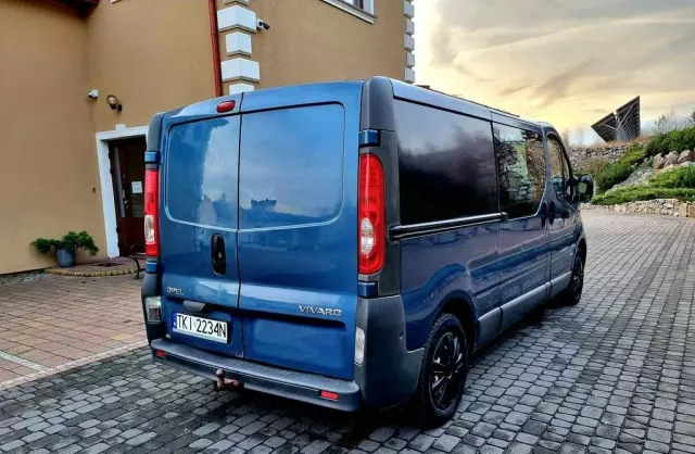 OPEL Vivaro 
