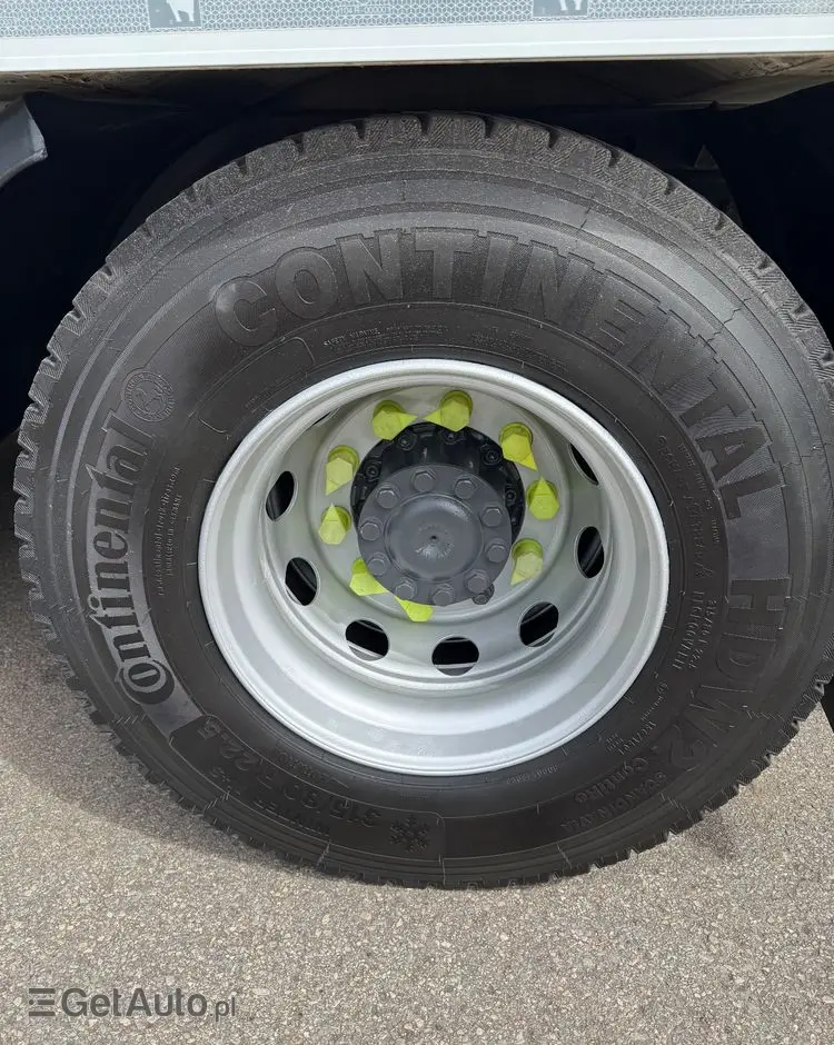 MERCEDES-BENZ ANTOS /1830/E 6/Chłodnia +Winda /18 Palet / Niski Przebieg122 Tys Km! 