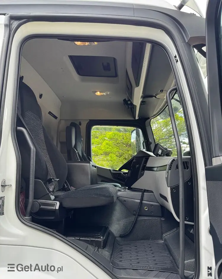 MERCEDES-BENZ ANTOS /1830/E 6/Chłodnia +Winda /18 Palet / Niski Przebieg122 Tys Km! 