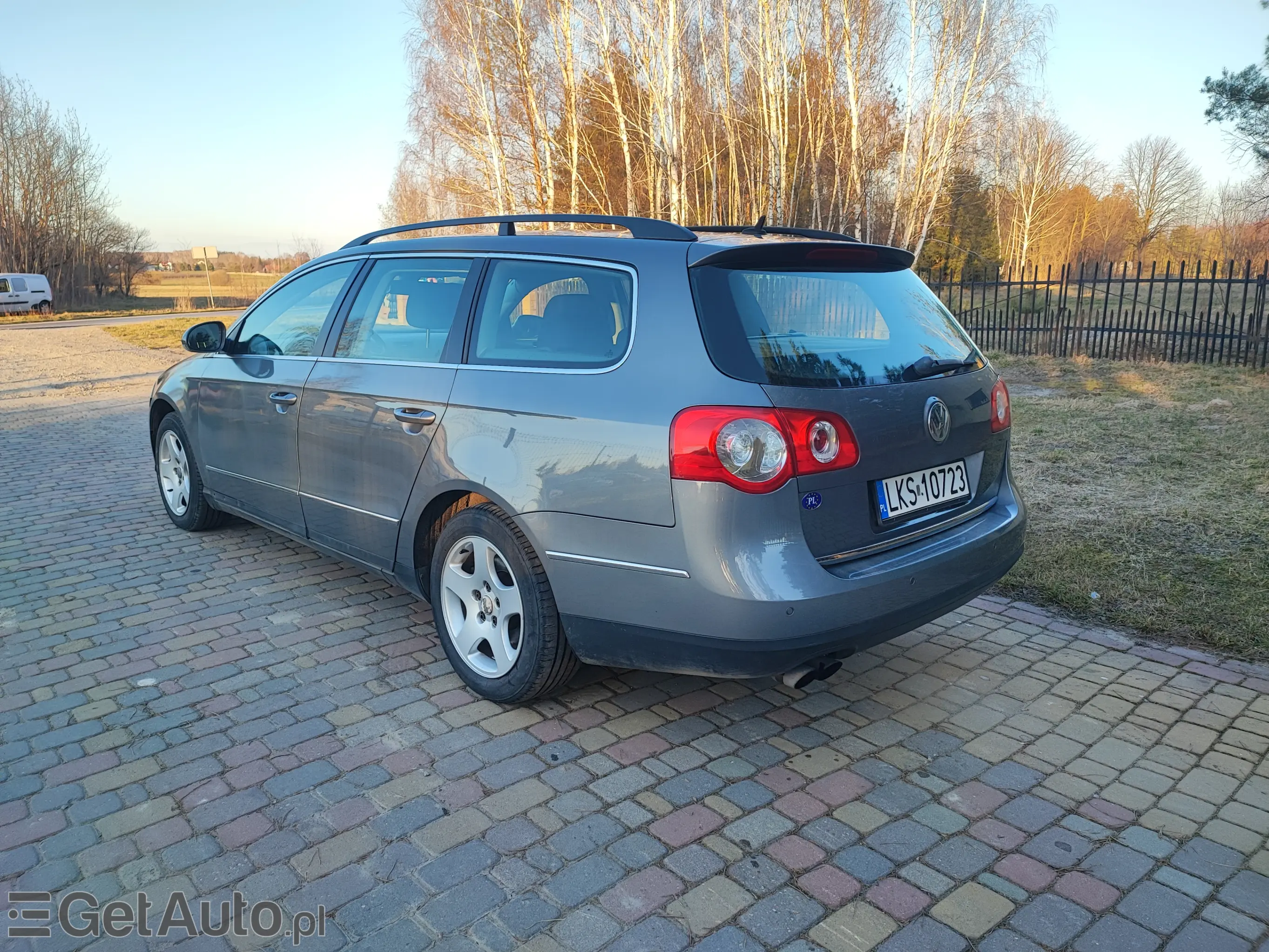 VOLKSWAGEN Passat Comfortline