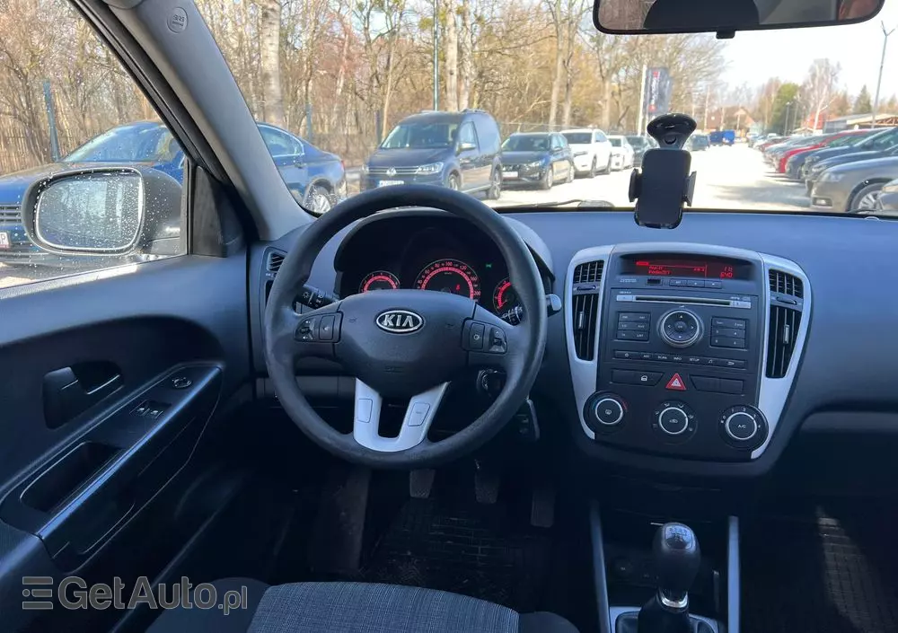 KIA Ceed Cee'd 1.6 M