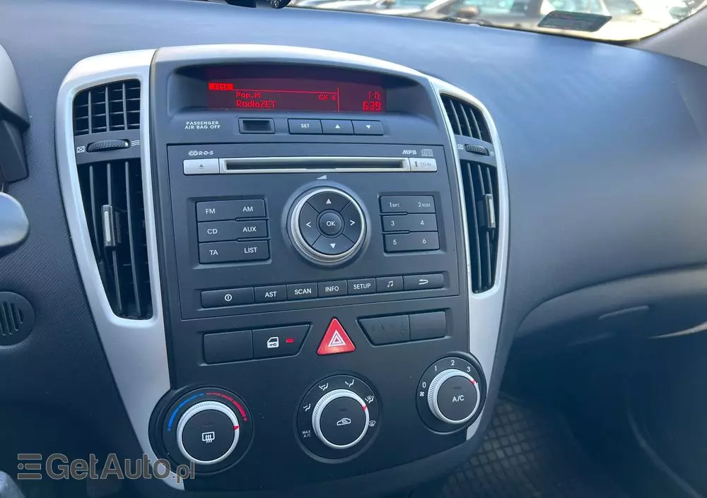 KIA Ceed Cee'd 1.6 M