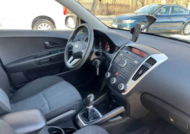 KIA Ceed Cee'd 1.6 M