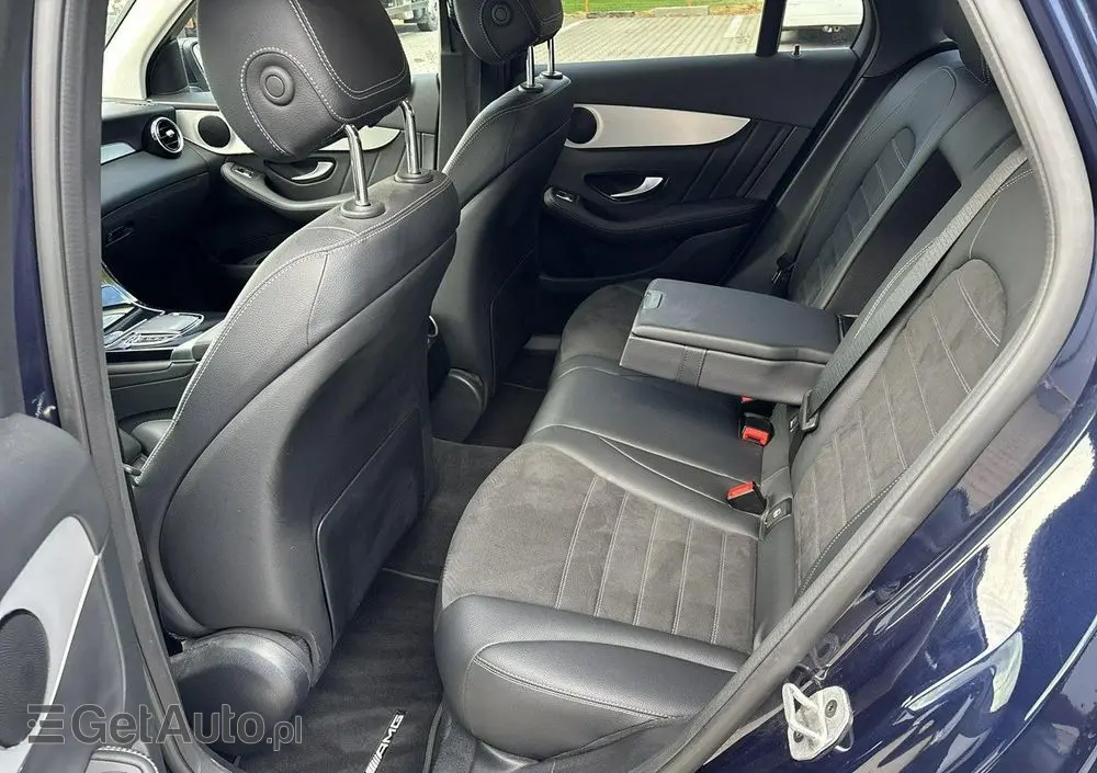 MERCEDES-BENZ GLC 300 d 4-Matic
