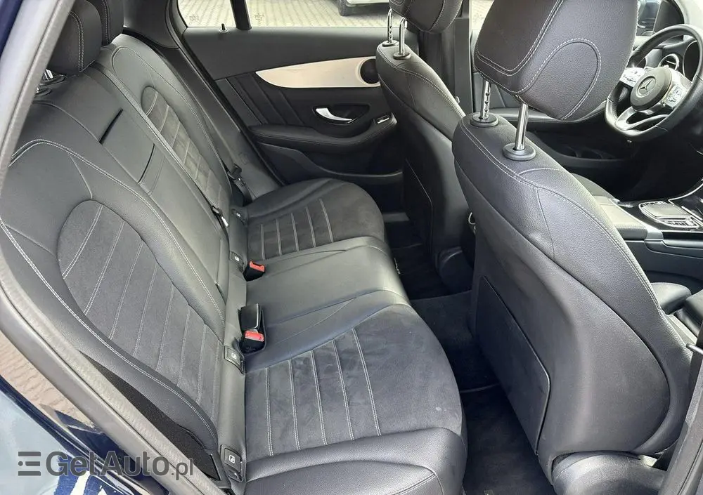 MERCEDES-BENZ GLC 300 d 4-Matic