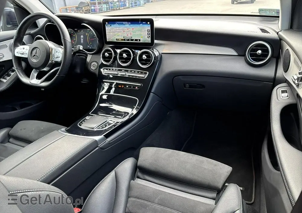 MERCEDES-BENZ GLC 300 d 4-Matic