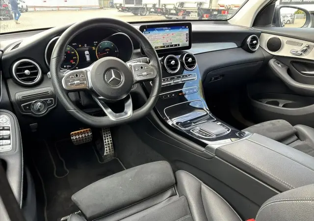 MERCEDES-BENZ GLC 300 d 4-Matic