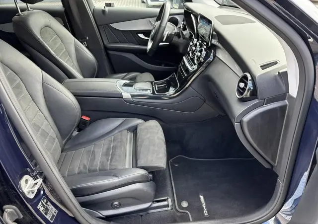 MERCEDES-BENZ GLC 300 d 4-Matic
