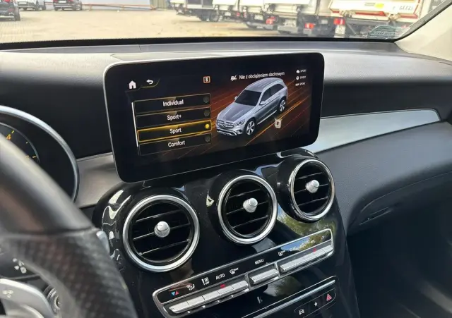 MERCEDES-BENZ GLC 300 d 4-Matic