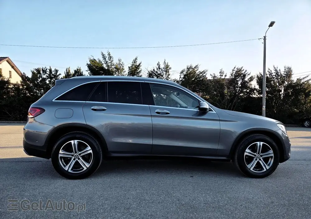 MERCEDES-BENZ GLC 220 d 4Matic 9G-TRONIC