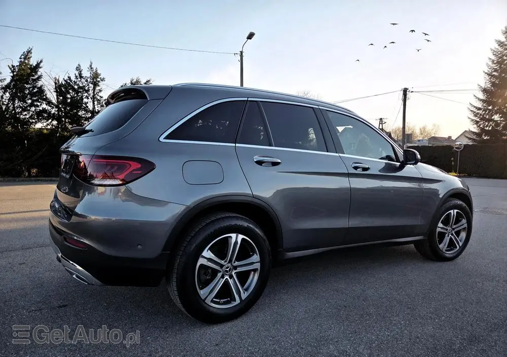 MERCEDES-BENZ GLC 220 d 4Matic 9G-TRONIC