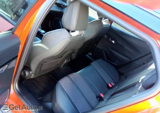 PEUGEOT 2008 1.5 BlueHDi GT Line S&S EAT8