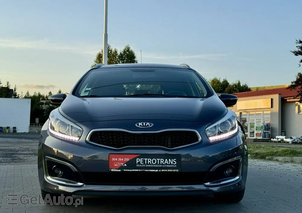 KIA Ceed 1.6 CRDi 136 ISG Platinum Edition