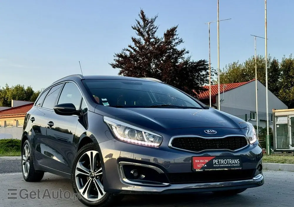 KIA Ceed 1.6 CRDi 136 ISG Platinum Edition