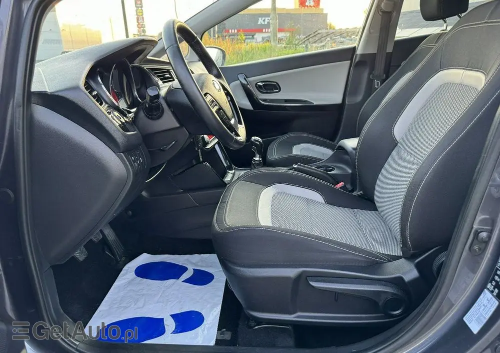 KIA Ceed 1.6 CRDi 136 ISG Platinum Edition