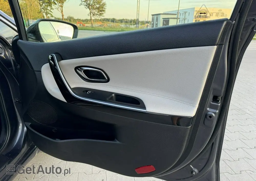 KIA Ceed 1.6 CRDi 136 ISG Platinum Edition