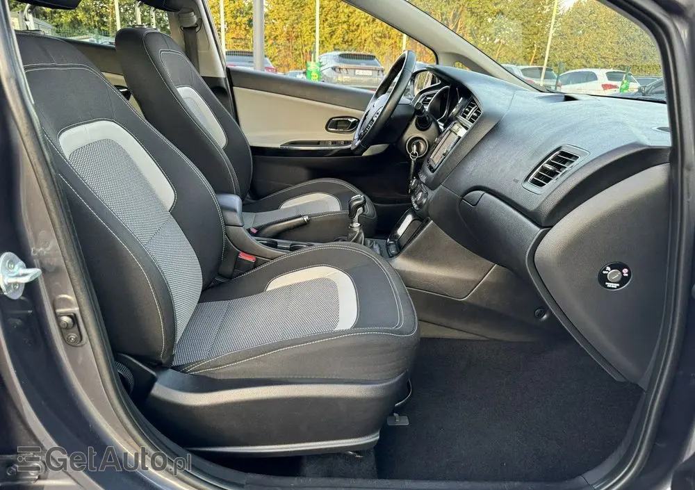 KIA Ceed 1.6 CRDi 136 ISG Platinum Edition