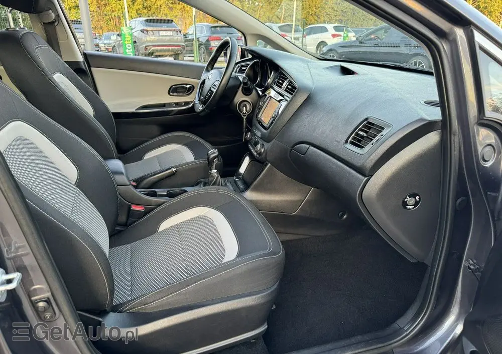 KIA Ceed 1.6 CRDi 136 ISG Platinum Edition