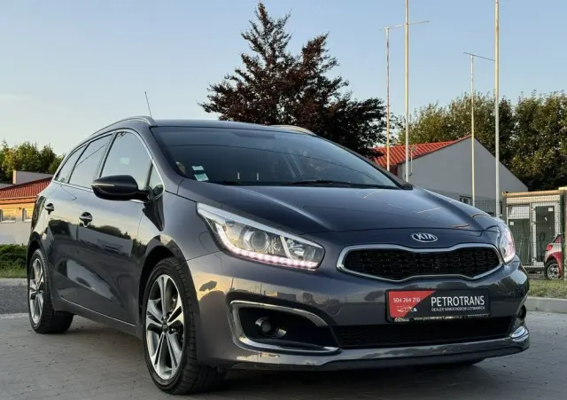 KIA Ceed 1.6 CRDi 136 ISG Platinum Edition