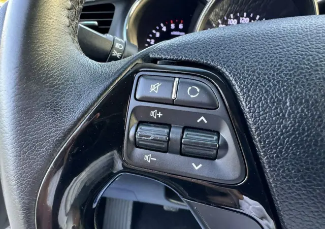 KIA Ceed 1.6 CRDi 136 ISG Platinum Edition