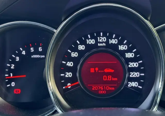 KIA Ceed 1.6 CRDi 136 ISG Platinum Edition