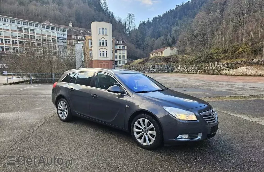 OPEL Insignia 