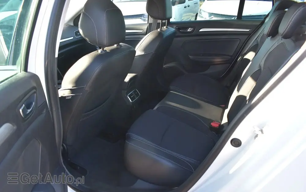 RENAULT Megane Ver-1-5-blue-dci-intens