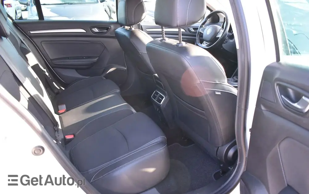 RENAULT Megane Ver-1-5-blue-dci-intens