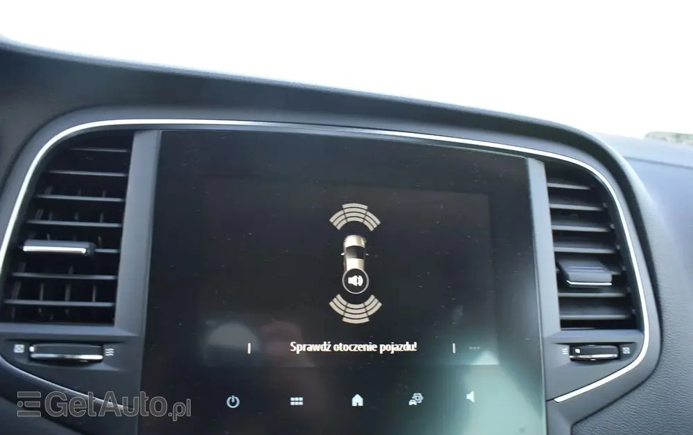 RENAULT Megane Ver-1-5-blue-dci-intens