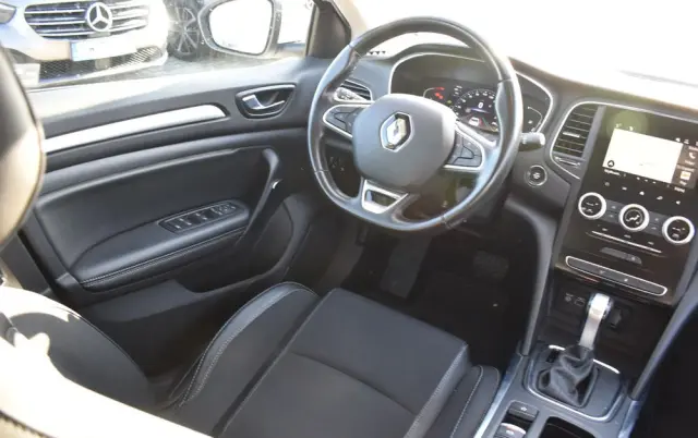 RENAULT Megane Ver-1-5-blue-dci-intens