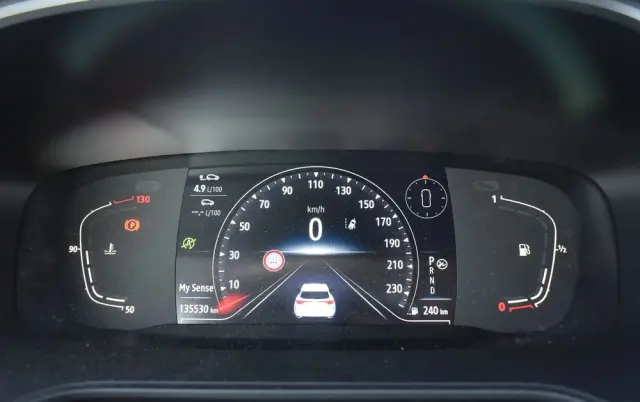 RENAULT Megane Ver-1-5-blue-dci-intens